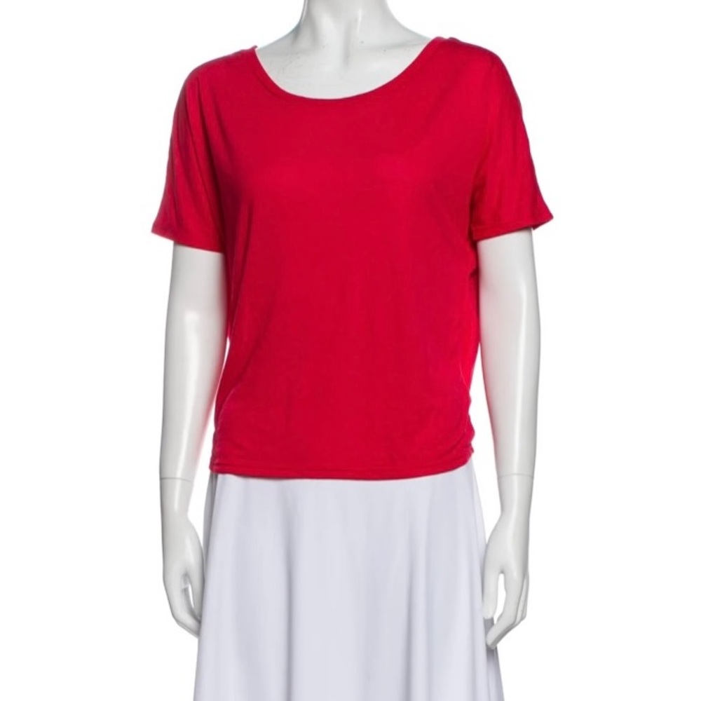 ALO Yoga Short Sleeve Scoop Neck Top in Red